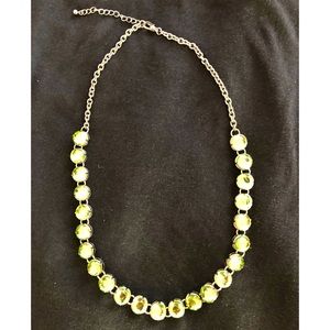 Fashion jewelry - necklace. Green.